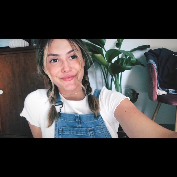 Meet your Posher, Samantha - Picture 5 of 5